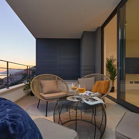 Hedera Estate, Hedera A28 *