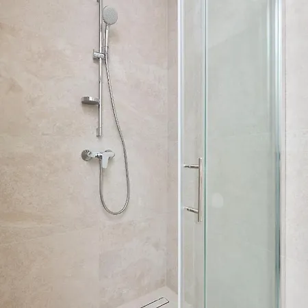 Hedera Estate, Hedera A28